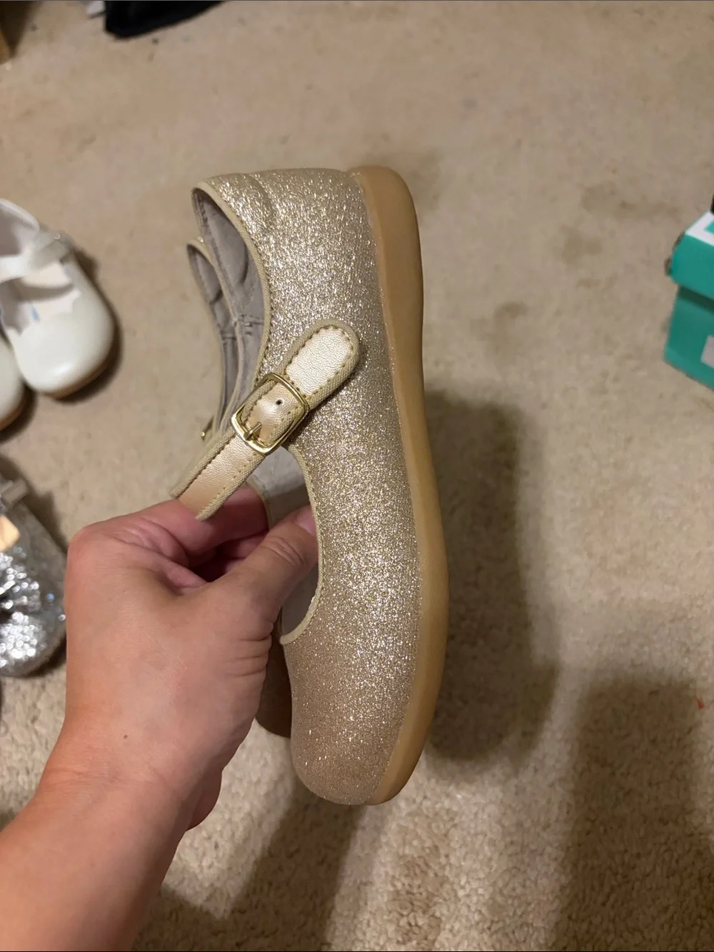 L'Amour Kids Glitter Mary Jane Dress Shoes in Gold
